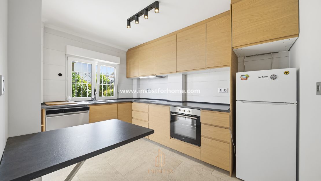 Sale - House - Torrevieja - Los Altos