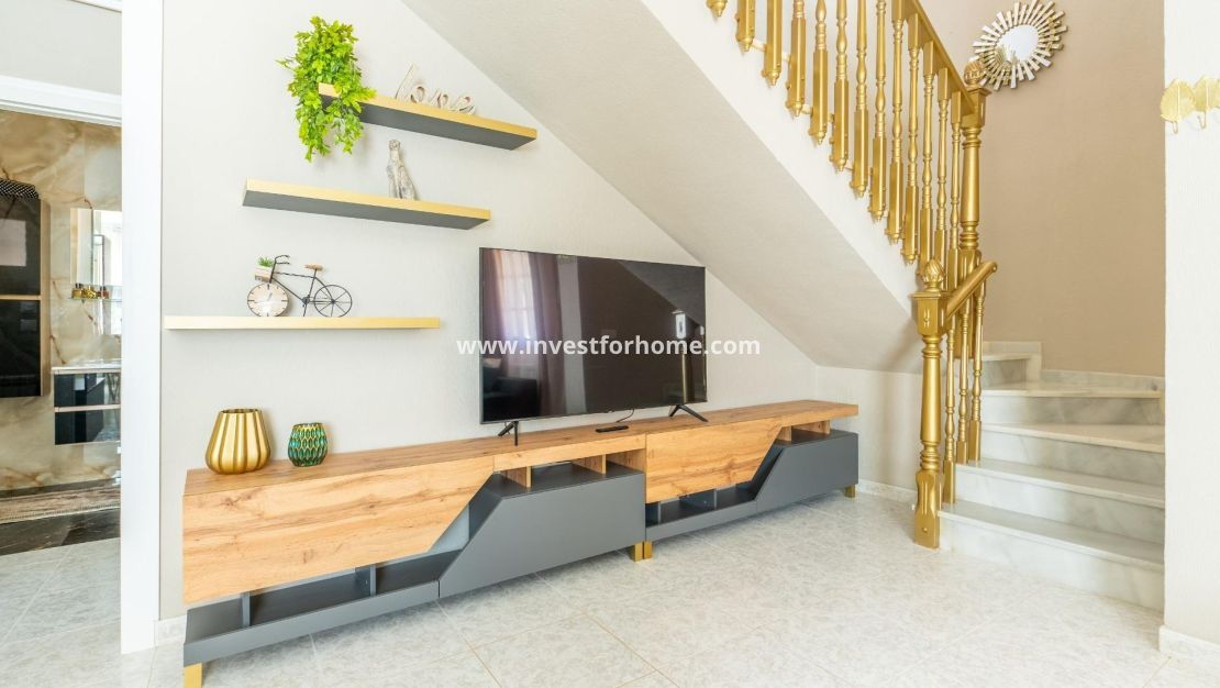 Sale - House - Torrevieja - Los Balcones - Los Altos Del Edén