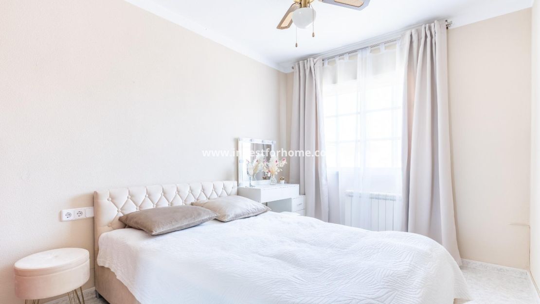 Sale - House - Torrevieja - Los Balcones - Los Altos Del Edén