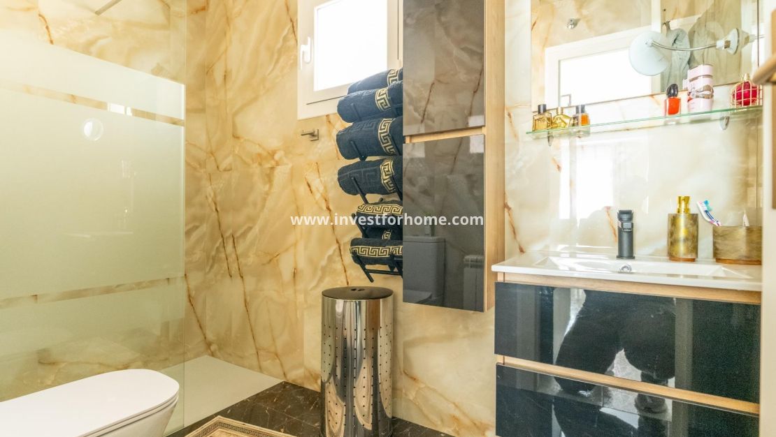 Sale - House - Torrevieja - Los Balcones - Los Altos Del Edén