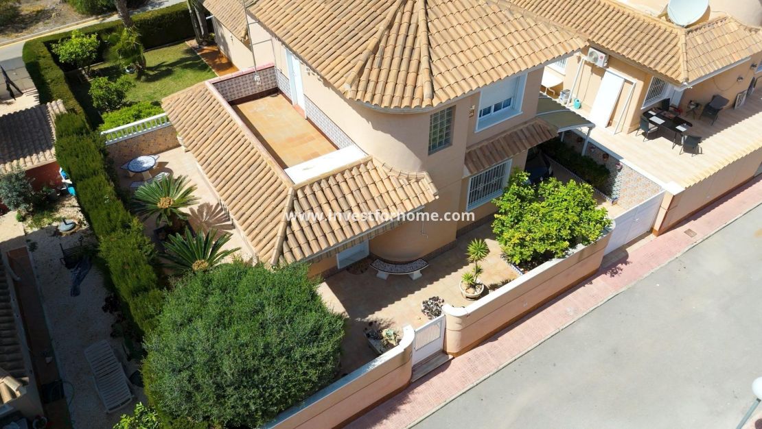 Sale - House - Torrevieja - Los Balcones - Los Altos Del Edén