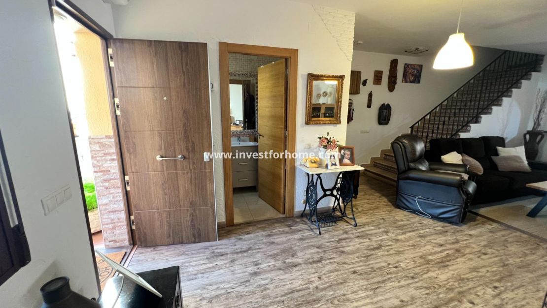 Sale - House - Torrevieja - Los Balcones - Los Altos Del Edén