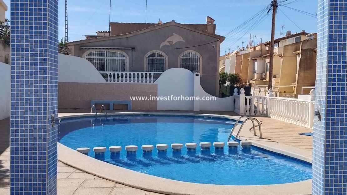 Sale - House - Torrevieja - Los Balcones