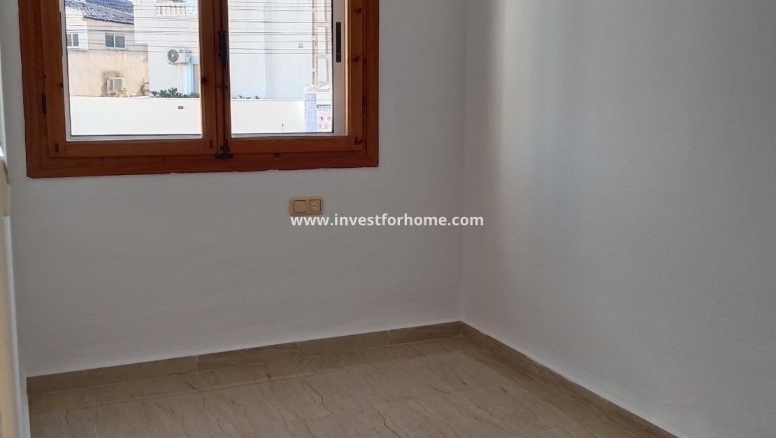 Sale - House - Torrevieja - Los Balcones