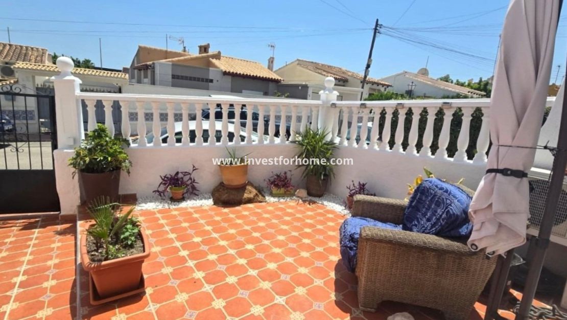 Sale - House - Torrevieja - Los Balcones