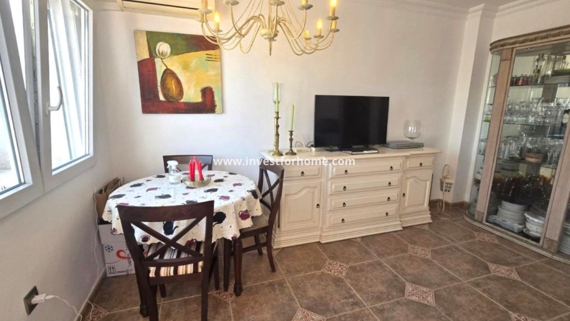Sale - House - Torrevieja - Los Balcones