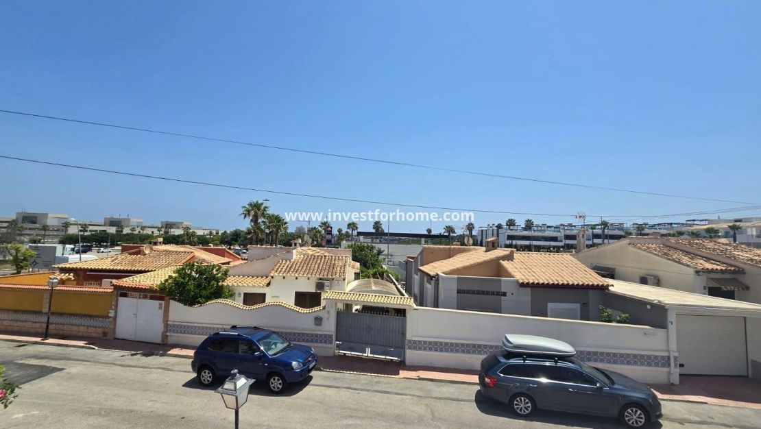 Sale - House - Torrevieja - Los Balcones