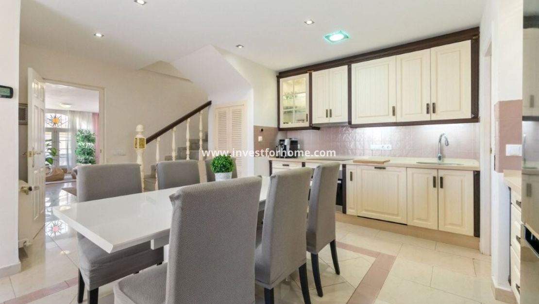 Sale - House - Torrevieja - Los Frutales/ La Rosaleda