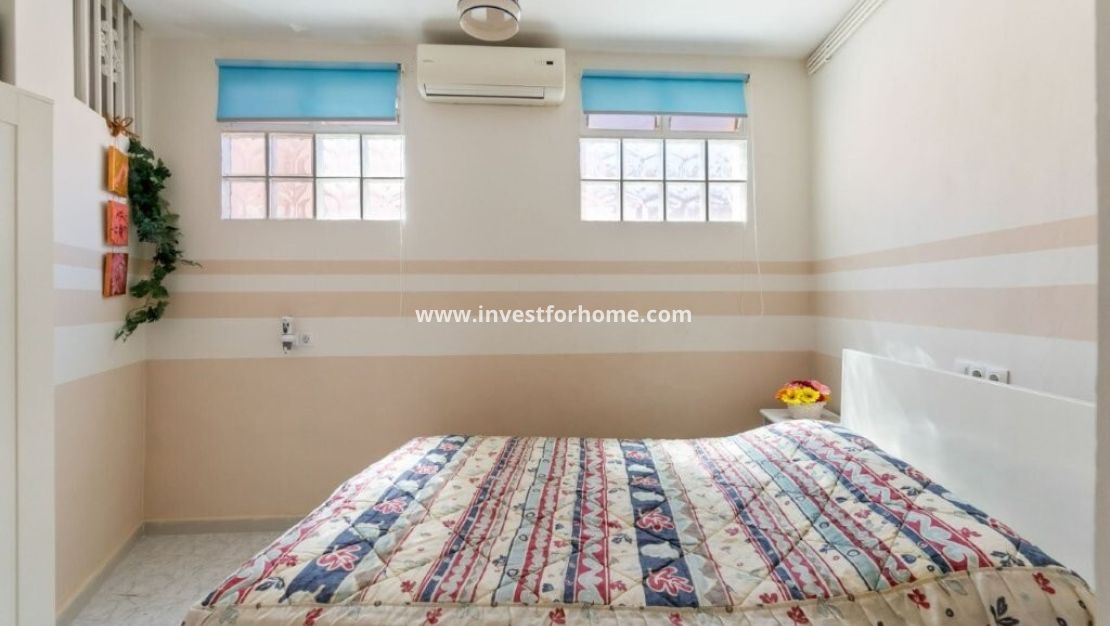 Sale - House - Torrevieja - Los Frutales/ La Rosaleda