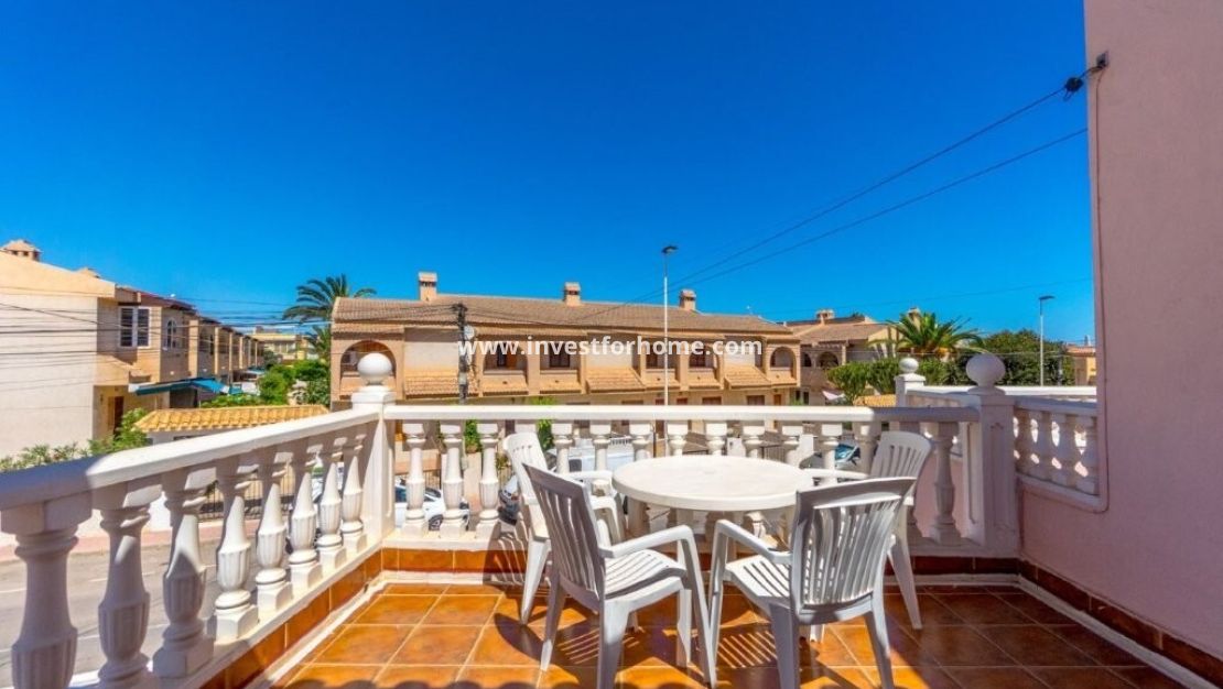 Sale - House - Torrevieja - Los Frutales/ La Rosaleda