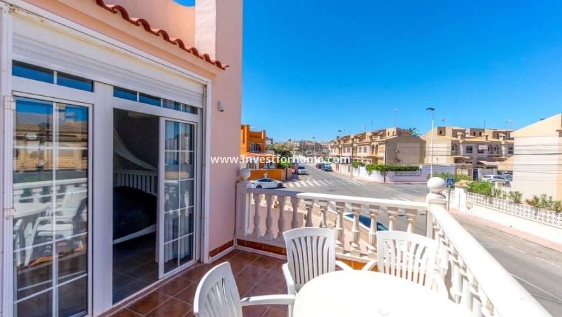 Sale - House - Torrevieja - Los Frutales/ La Rosaleda