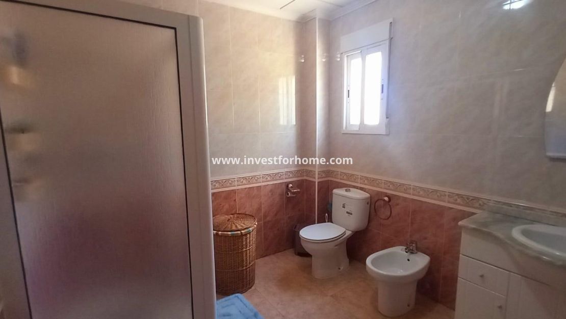 Sale - House - Torrevieja - Nueva Torrevieja - Aguas Nuevas
