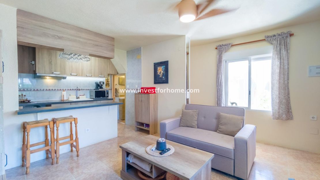 Sale - House - Torrevieja - Nueva Torrevieja - Aguas Nuevas
