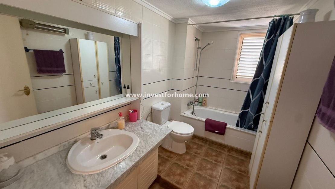 Sale - House - Torrevieja - Nueva Torrevieja - Aguas Nuevas