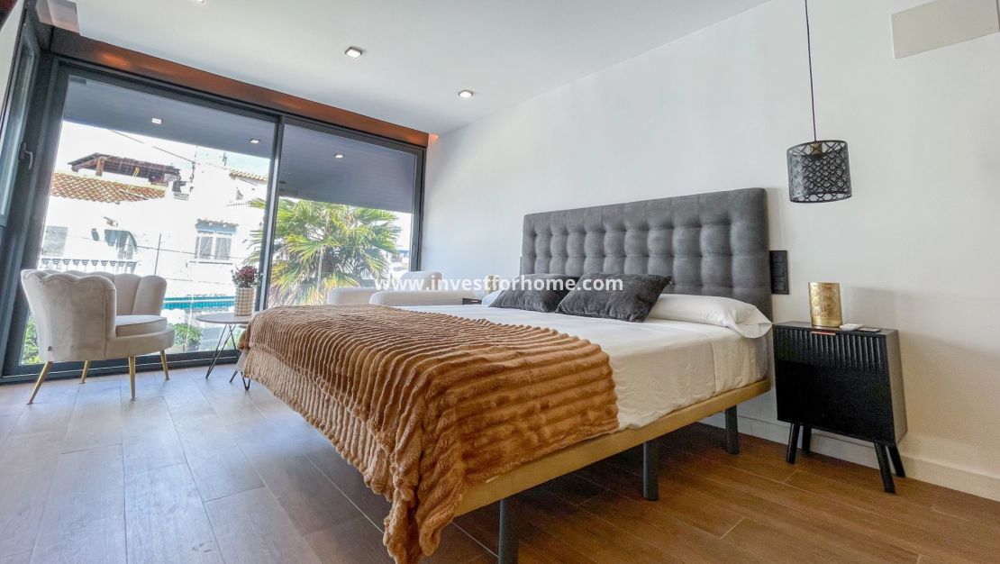 Sale - House - Torrevieja - Nueva Torrevieja - Aguas Nuevas