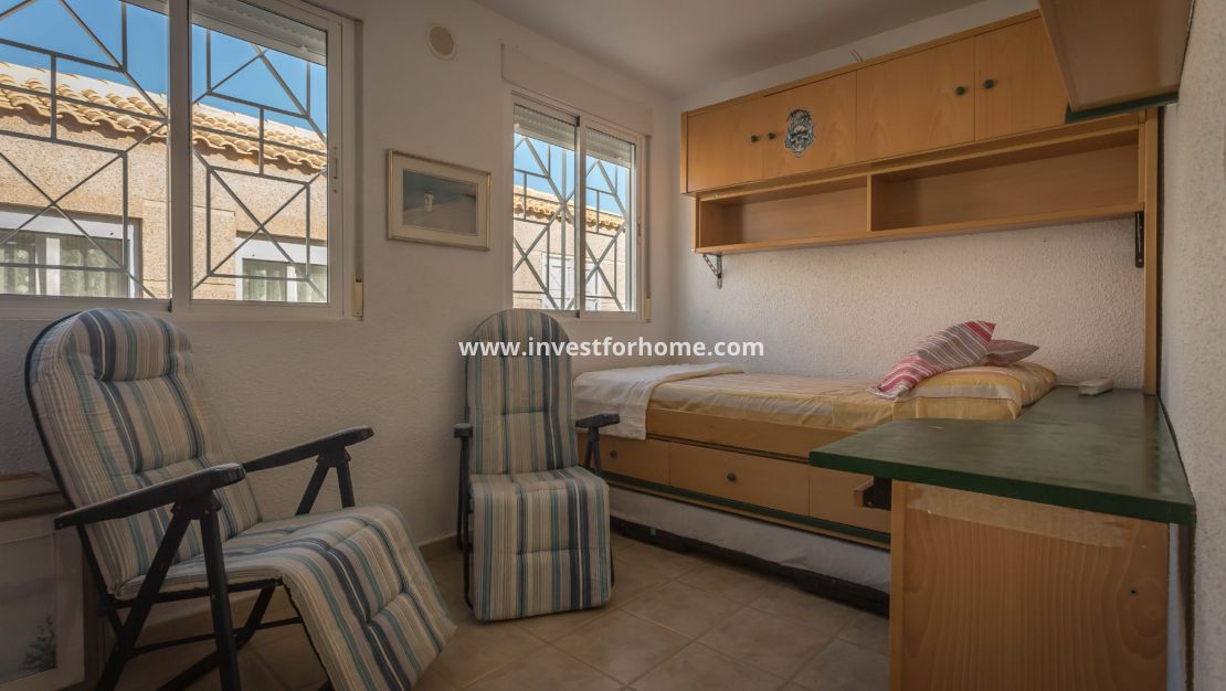 Sale - House - Torrevieja - Nueva Torrevieja - Aguas Nuevas