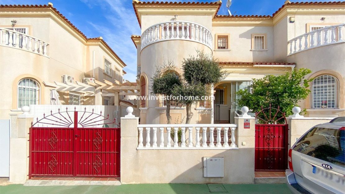 Sale - House - Torrevieja - Nueva Torrevieja