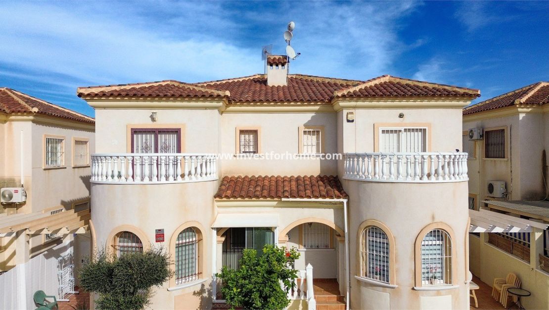 Sale - House - Torrevieja - Nueva Torrevieja
