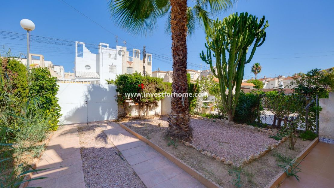 Sale - House - Torrevieja - Paraje Natural