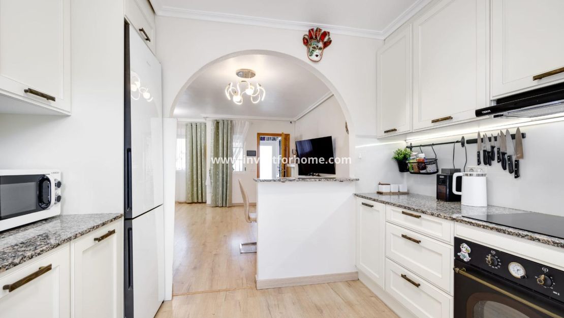 Sale - House - Torrevieja - Parque Las Naciones