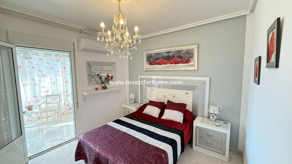 Sale - House - Torrevieja - Playa de los Locos