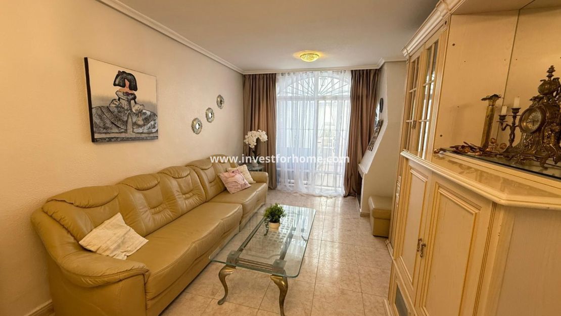 Sale - House - Torrevieja - Playa de los Locos