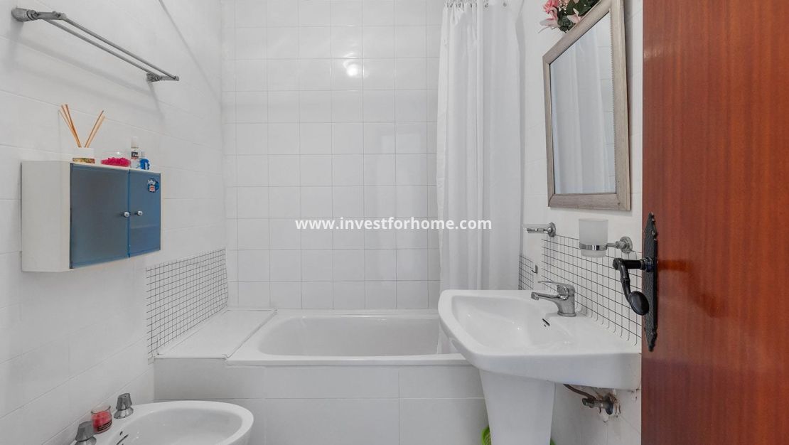 Sale - House - Torrevieja - Playa de los Locos