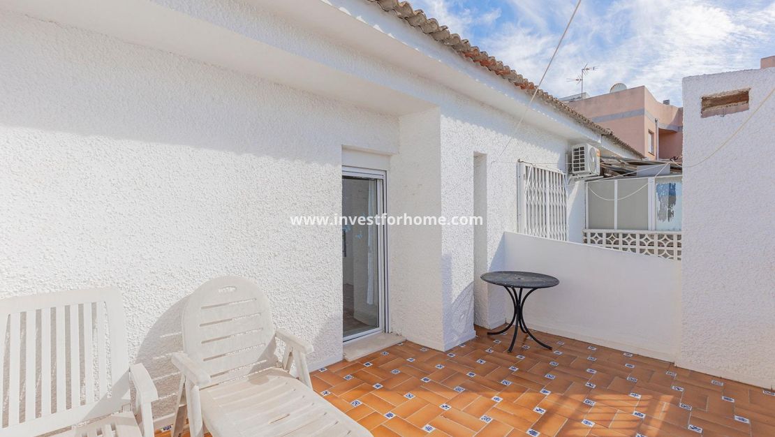Sale - House - Torrevieja - Playa de los Locos