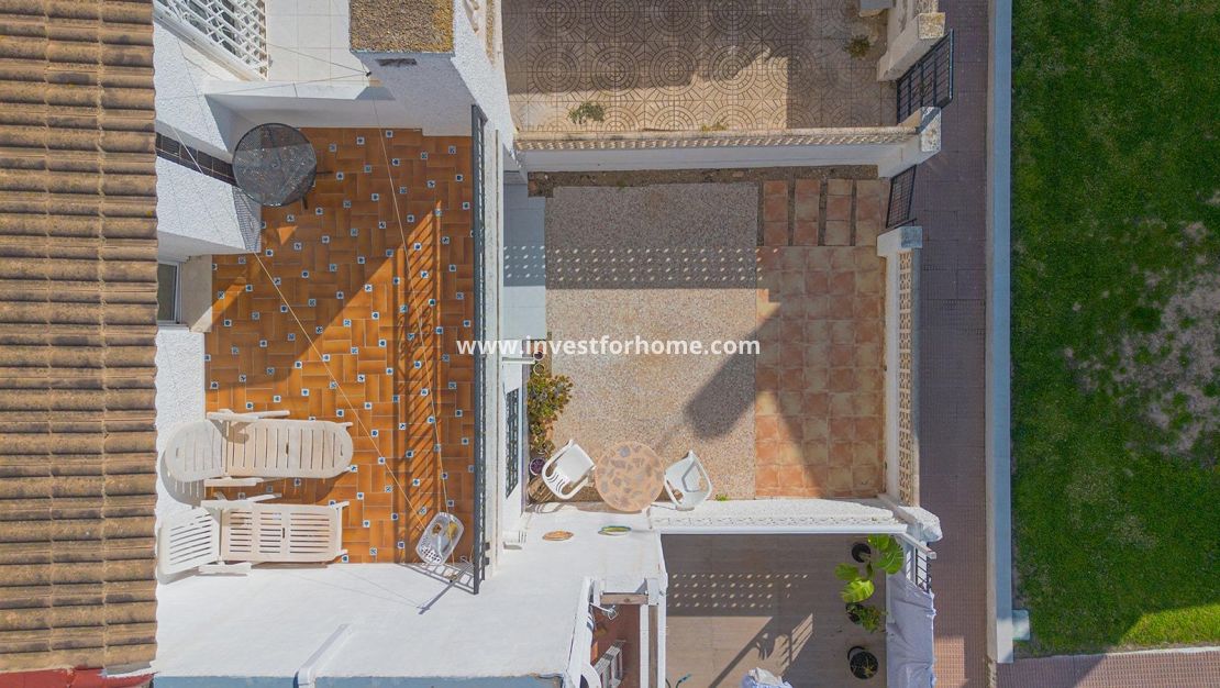 Sale - House - Torrevieja - Playa de los Locos