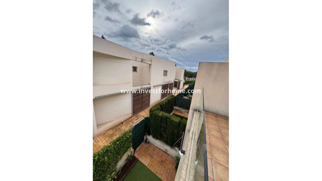 Sale - House - Torrevieja - Punta prima