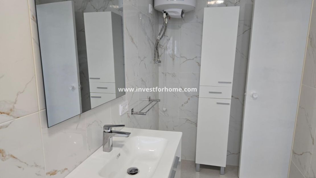 Sale - House - Torrevieja - Torrelamata - La Mata