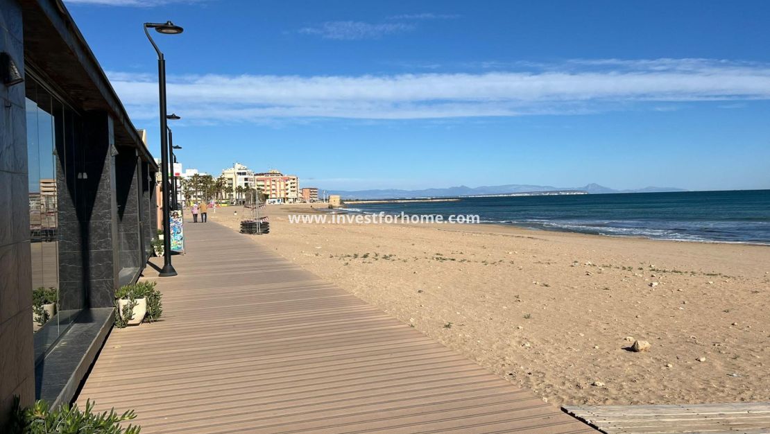 Sale - House - Torrevieja - Torrelamata - La Mata