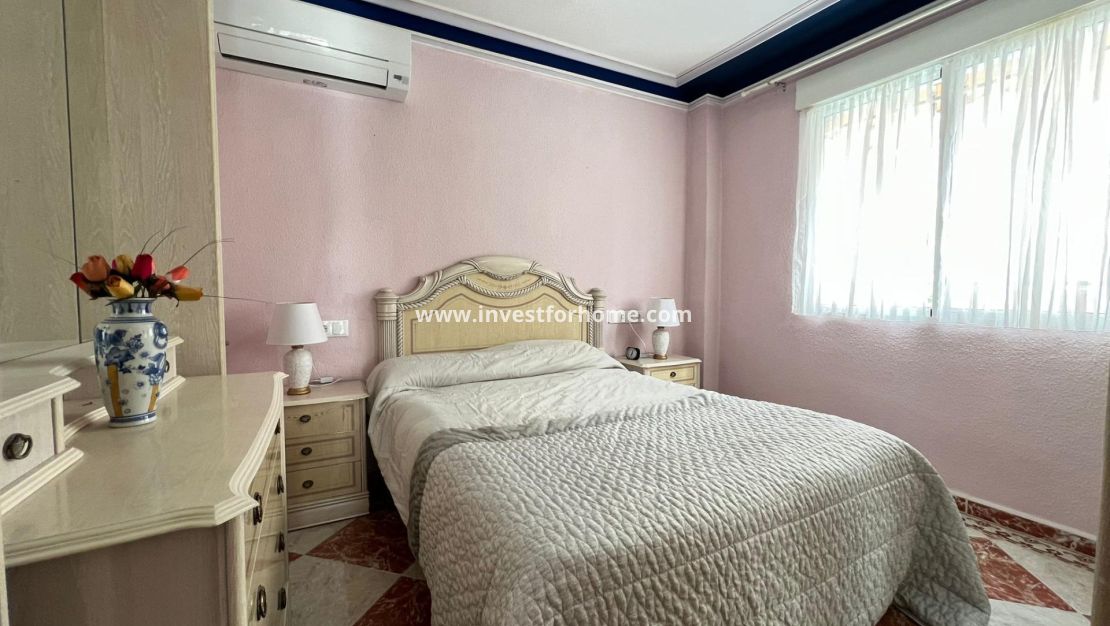 Sale - House - Torrevieja - Torrelamata - La Mata
