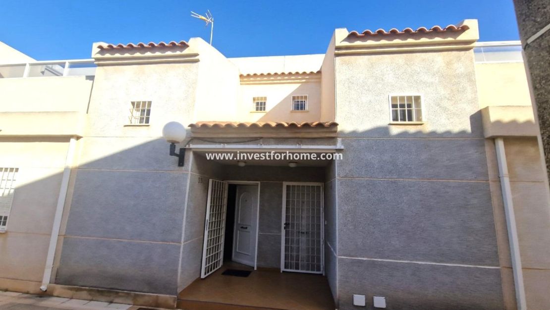Sale - House - Torrevieja - Torrelamata - La Mata