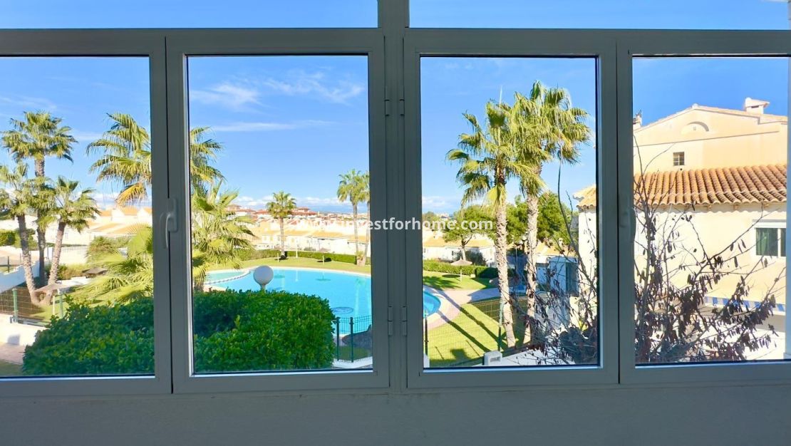 Sale - House - Torrevieja - Torrelamata - La Mata