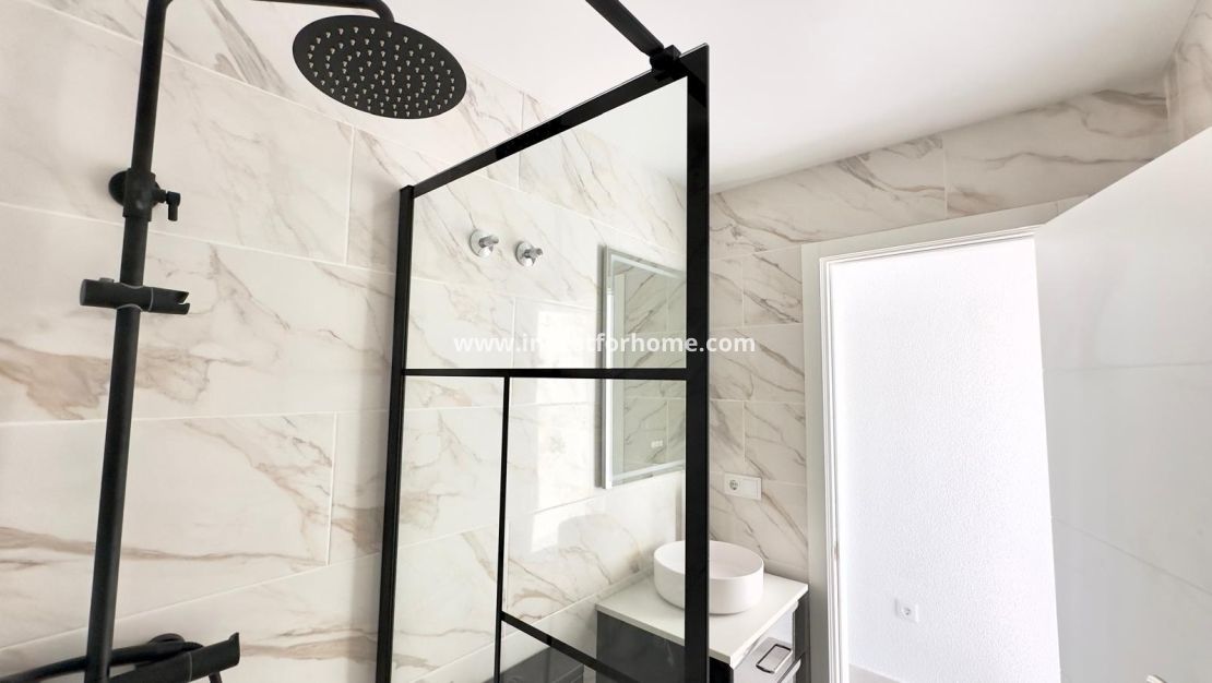 Sale - House - Torrevieja - Torrelamata - La Mata