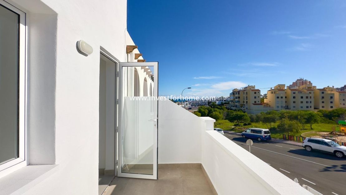 Sale - House - Torrevieja - Torrelamata - La Mata