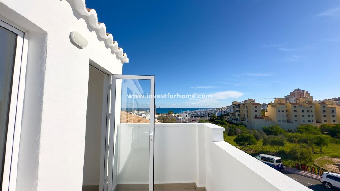 Sale - House - Torrevieja - Torrelamata - La Mata