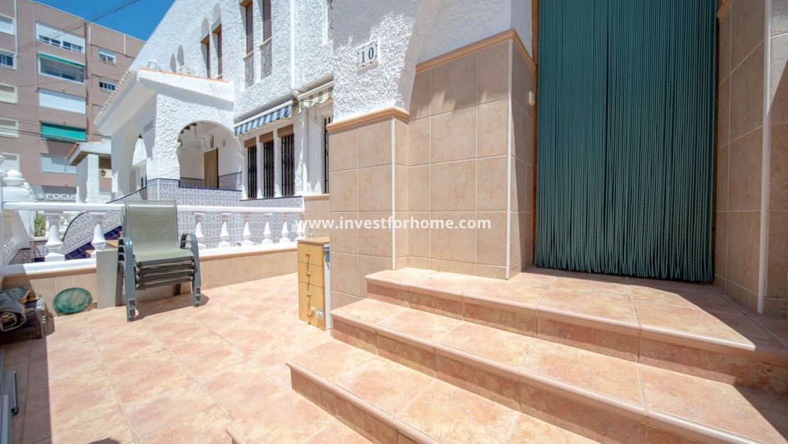 Sale - House - Torrevieja - Torrelamata - La Mata
