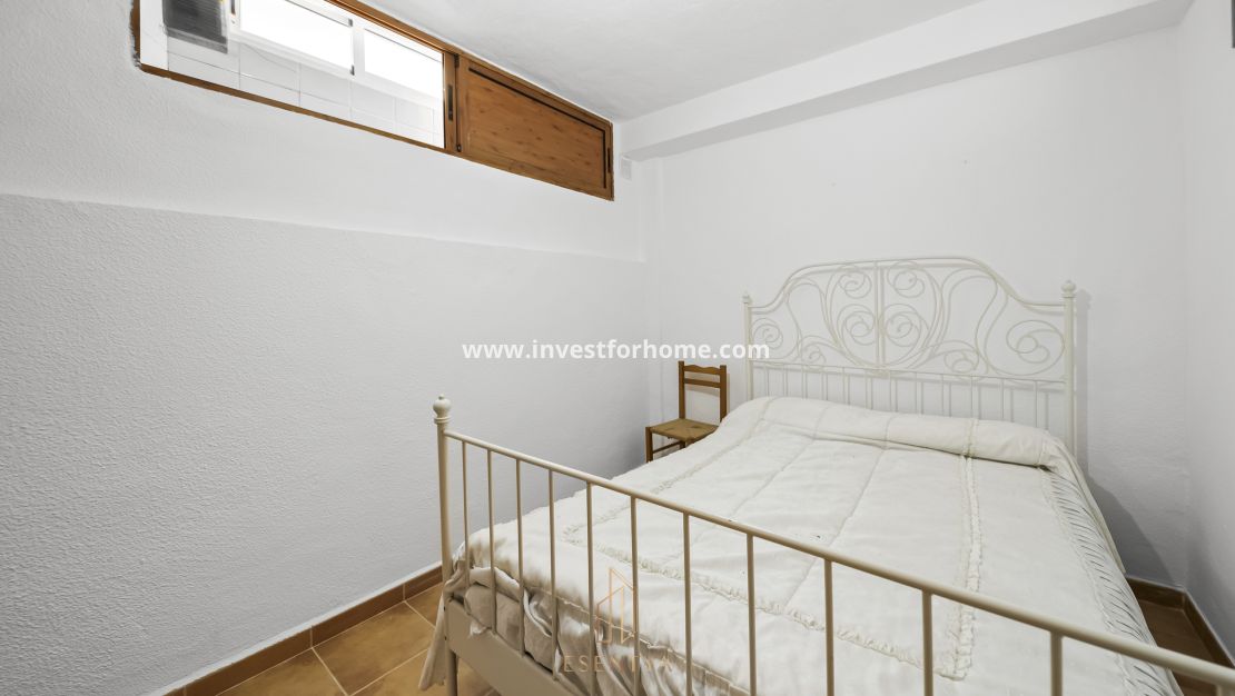 Sale - House - Torrevieja - Torrelamata - La Mata