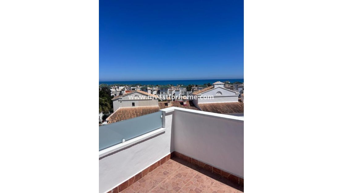 Sale - House - Torrevieja - Torrelamata - La Mata