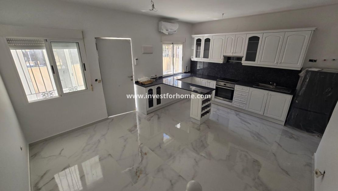 Sale - House - Torrevieja - Torreta Florida