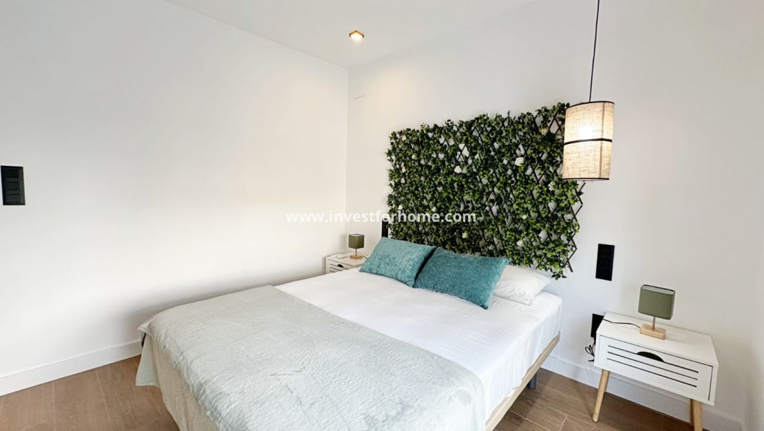 Sale - House - Torrevieja