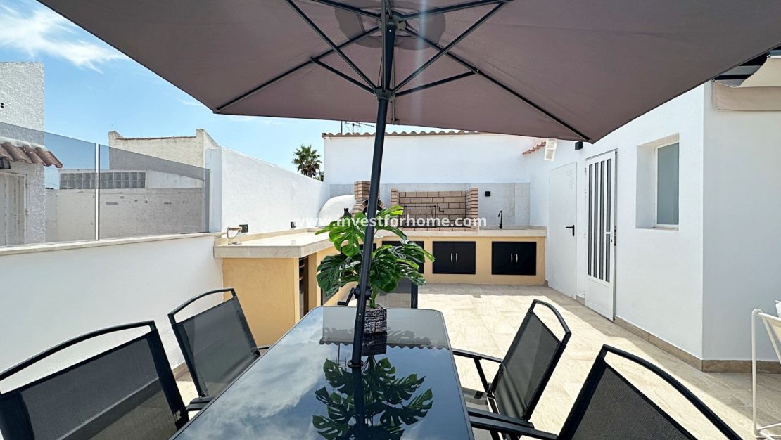 Sale - House - Torrevieja