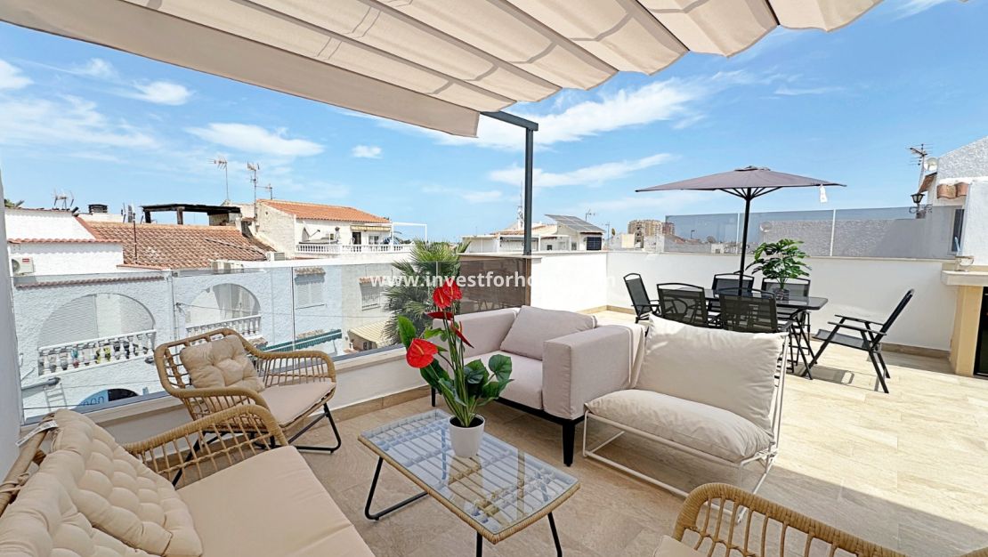 Sale - House - Torrevieja