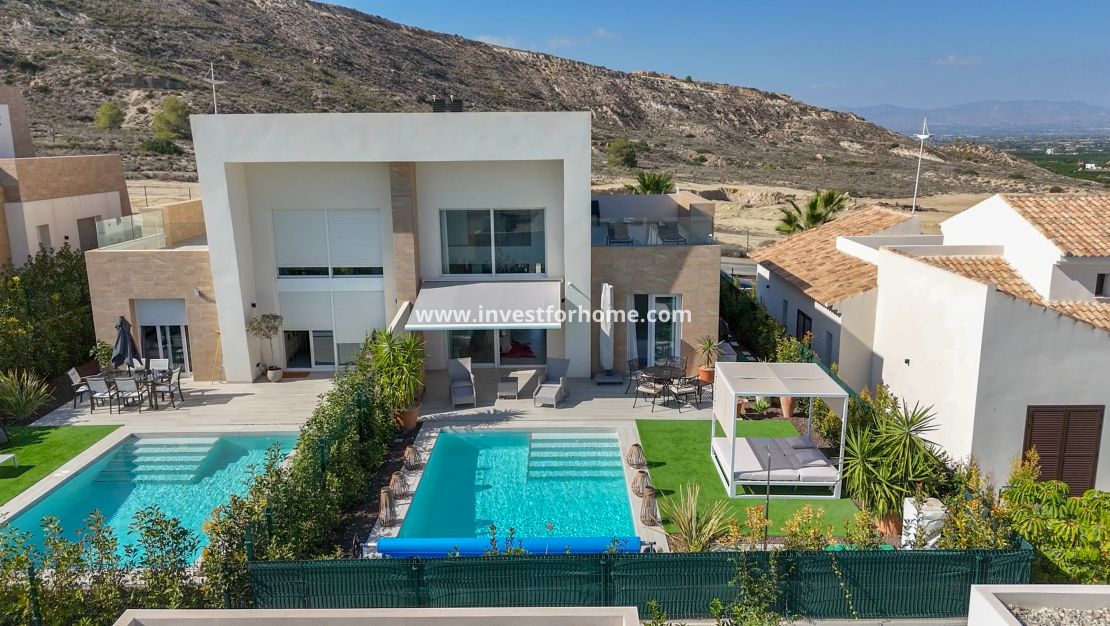 Sale - Villa - Algorfa - La Finca Golf