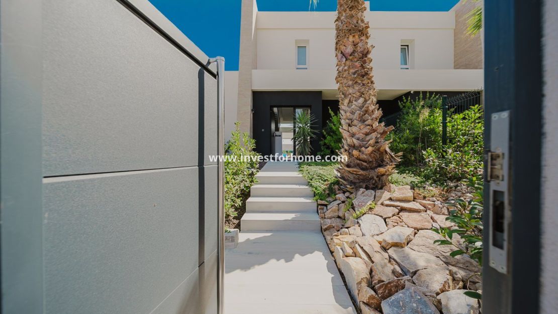 Sale - Villa - Algorfa - La Finca Golf