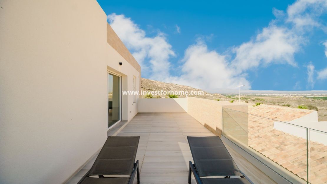 Sale - Villa - Algorfa - La Finca Golf