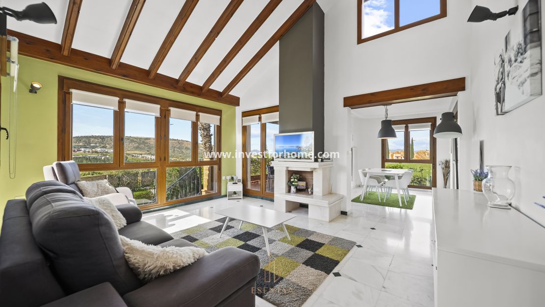 Sale - Villa - Algorfa - La Finca Golf