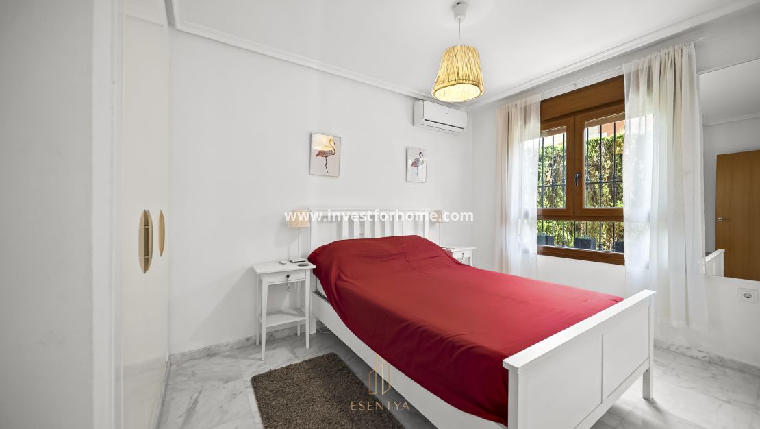 Sale - Villa - Algorfa - La Finca Golf